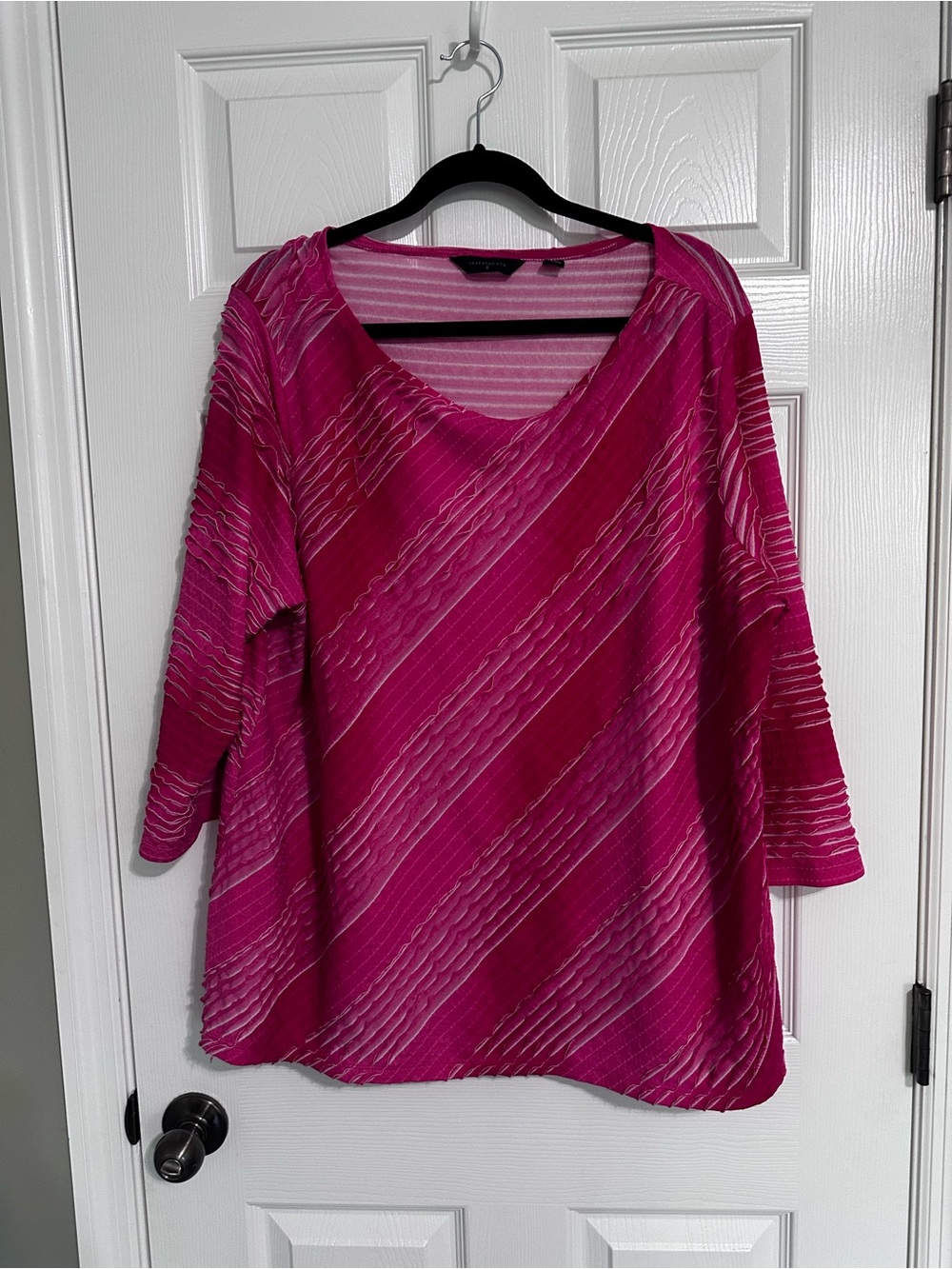 Investments Fuchsia Diagonal-Texture Scoop-Neck Top